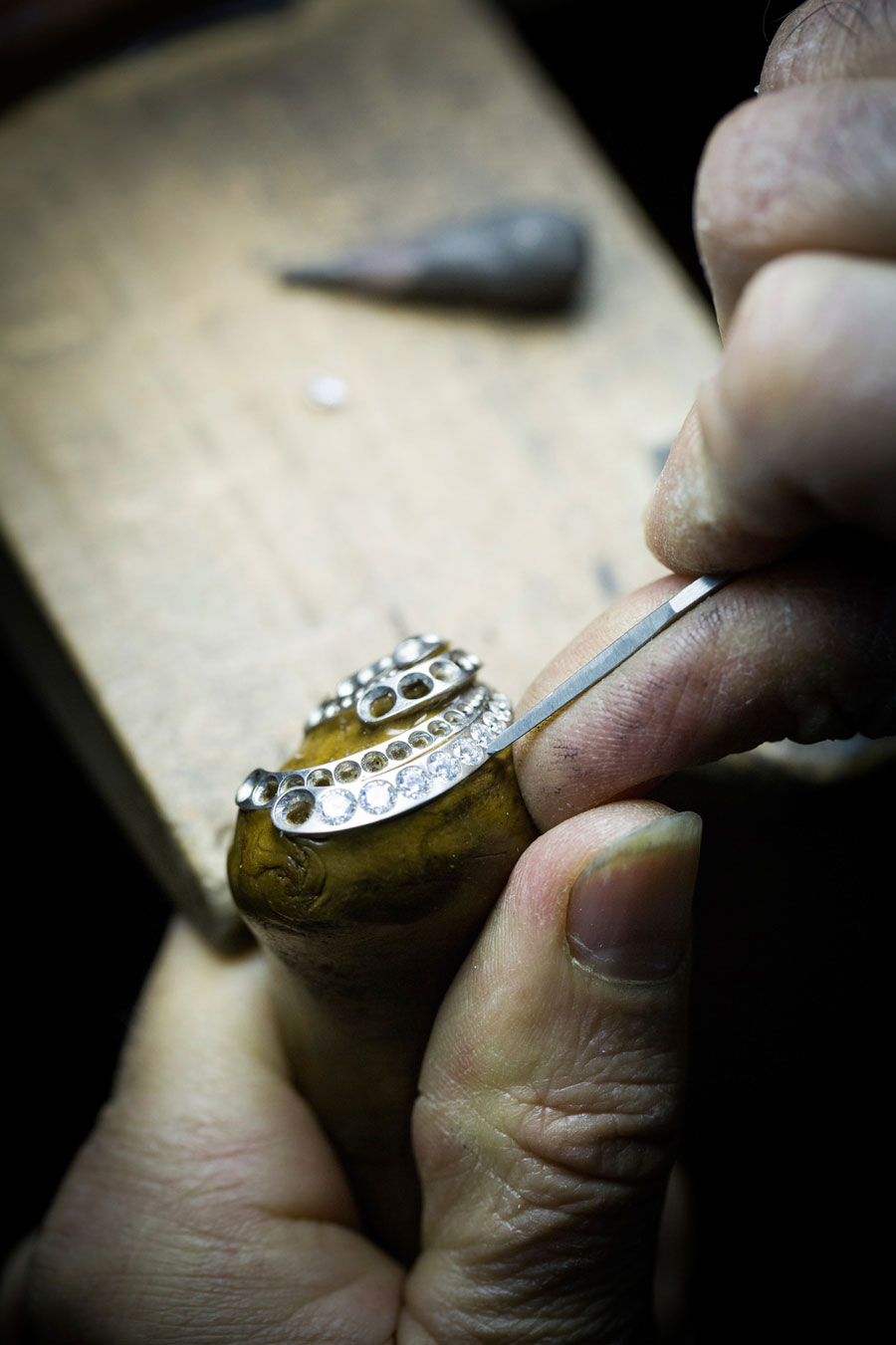 Pangee的制作。 项链，钻石。 灵感来自大西洋和印度洋。 七海高级珠宝系列。 照片 © Van Cleef & 雅宝。
