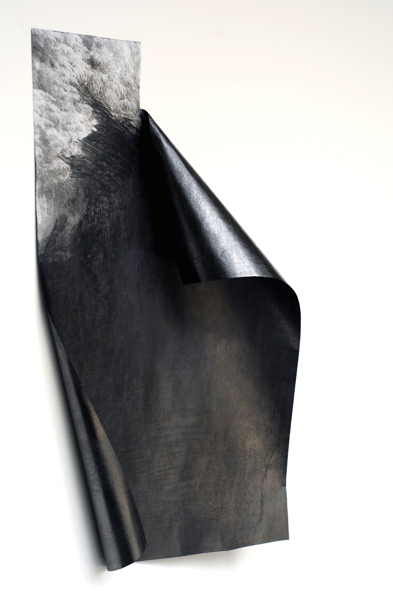 Despina Flessa, Folding landscape, graphite print and graphite on paper, 49,5 x 40 cm, 2015. Photo by Costas Christou.