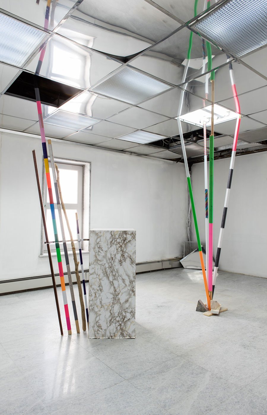 Silvina ArismendiSpears, 2015Wood and plastic stringVariable Dimensions.