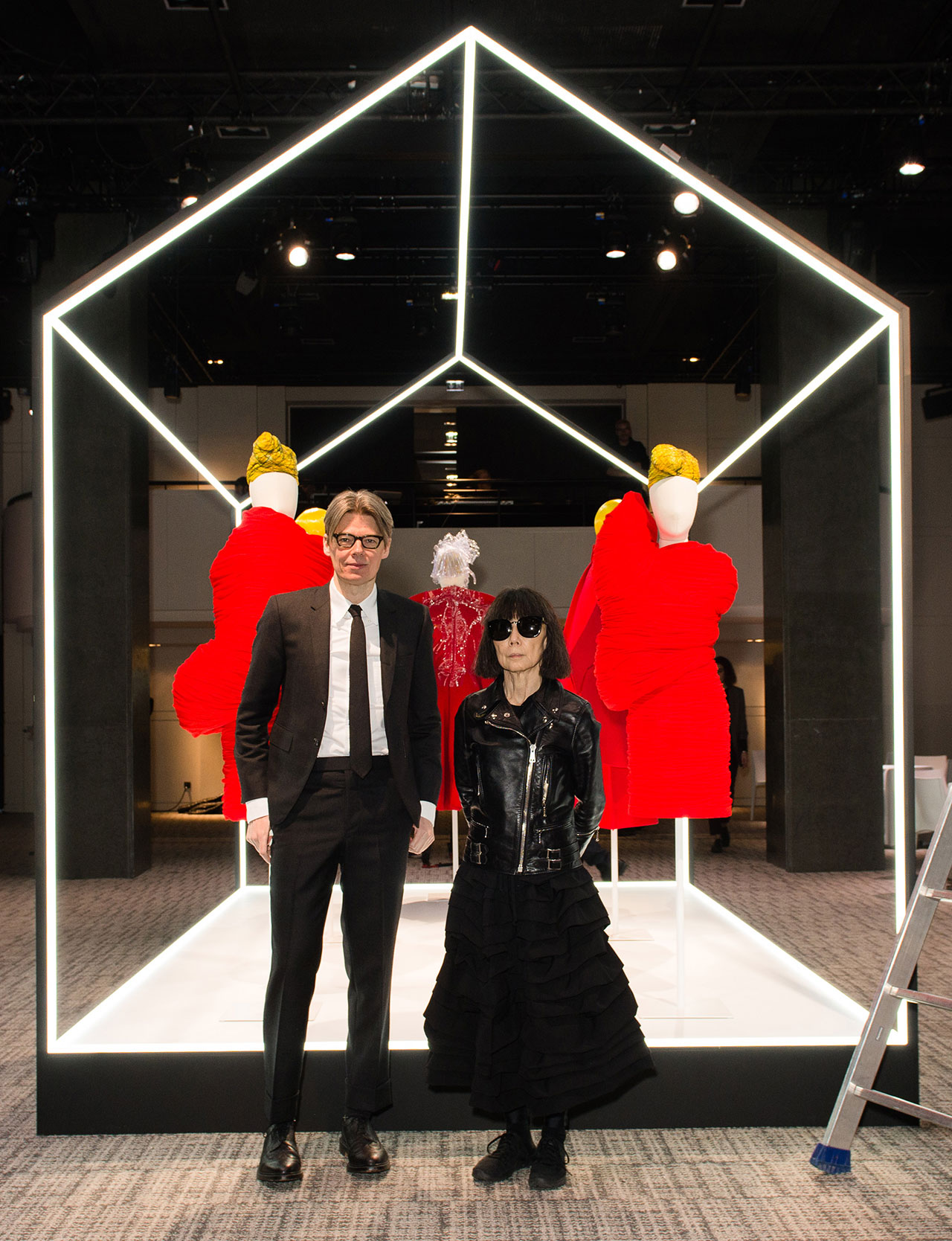 (from left) Andrew Bolton and Rei Kawakubo at The Met's Rei Kawakubo/Comme des Garçons: Art of the In-Between advance press event. Courtesy of The Metropolitan Museum of Art/BFA.com.
