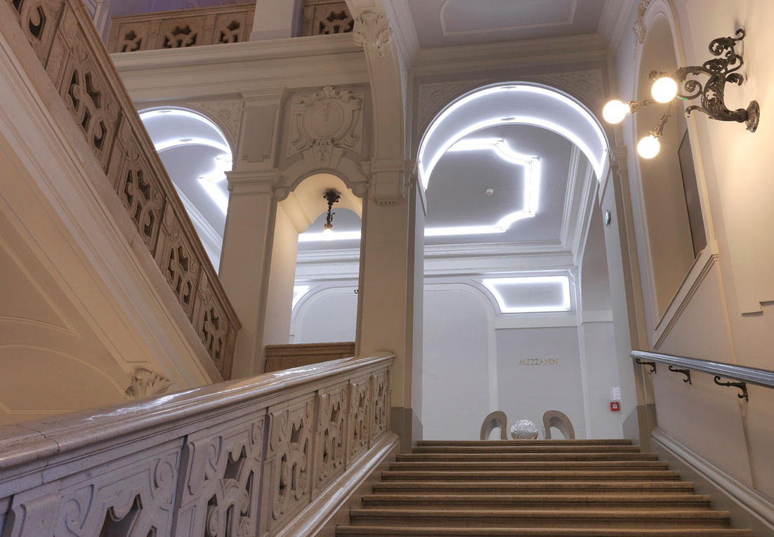 The interior of the Dorotheum in Vienna. Photo © DOROTHEUM.