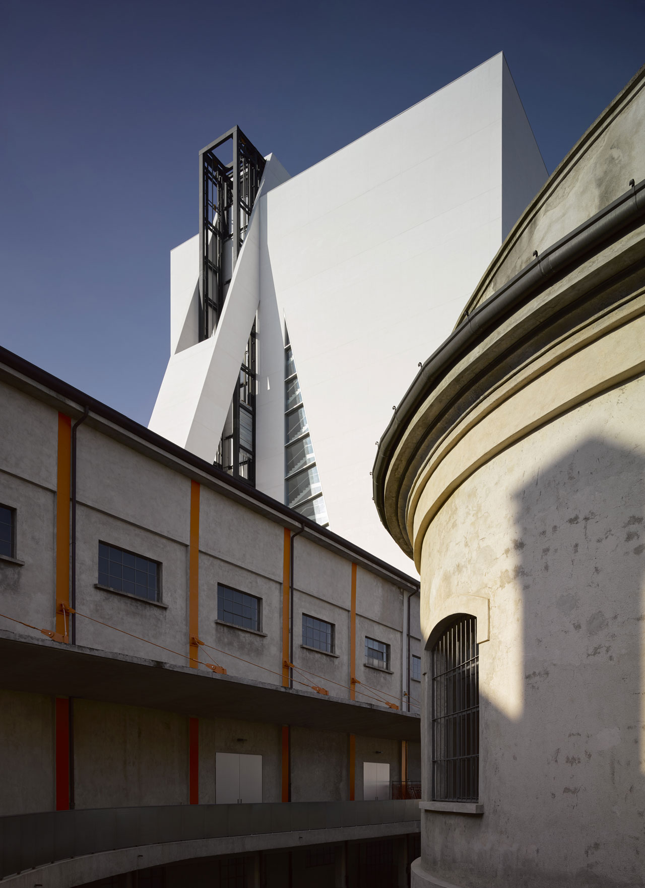 Torre Fondazione Prada, Milan. Architectural project by OMA.Photo by Bas Princen, 2018, © Fondazione Prada.