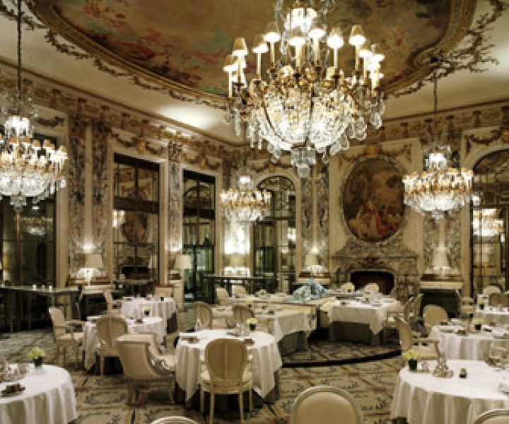 Le Meurice revelation by Philippe and Ara Starck in Paris