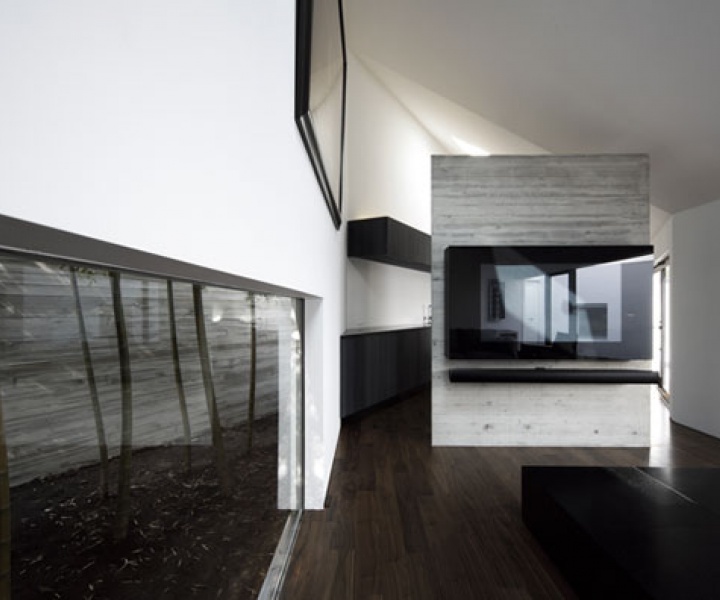 The Lik House by Satoru Hirota Architects