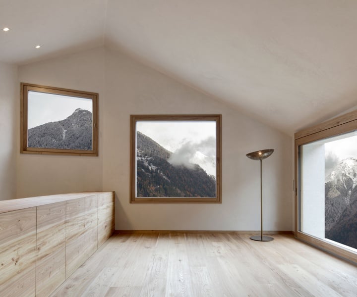 House in Mühlbach, South Tyrol by Pedevilla Architects