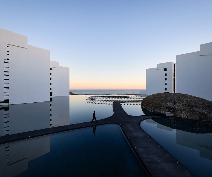 White Mirage Out at Sea: the Stunning Mar Adentro Hotel in Mexico