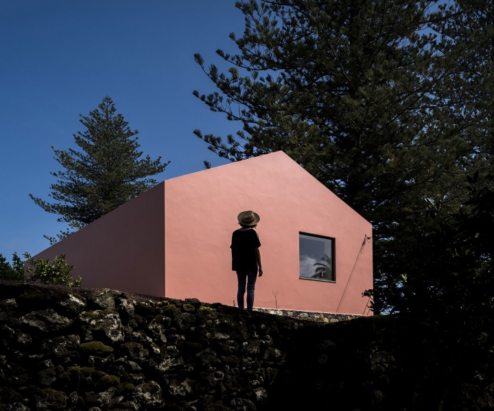 A Pretty Shade of Bubblegum Makes the Pink House Pop in the Azores