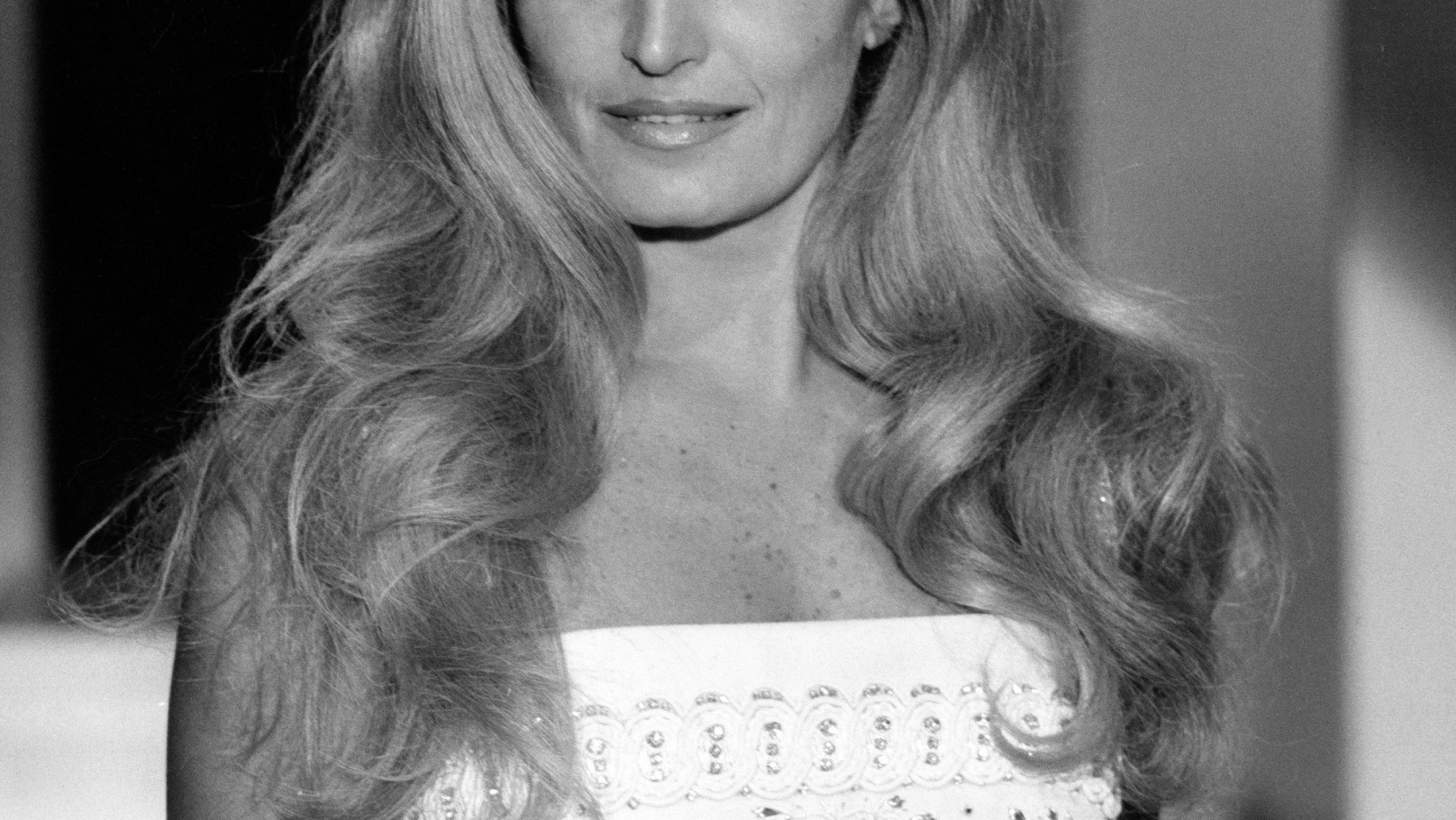 Dalida, her Wardrobe On and Off-Stage.