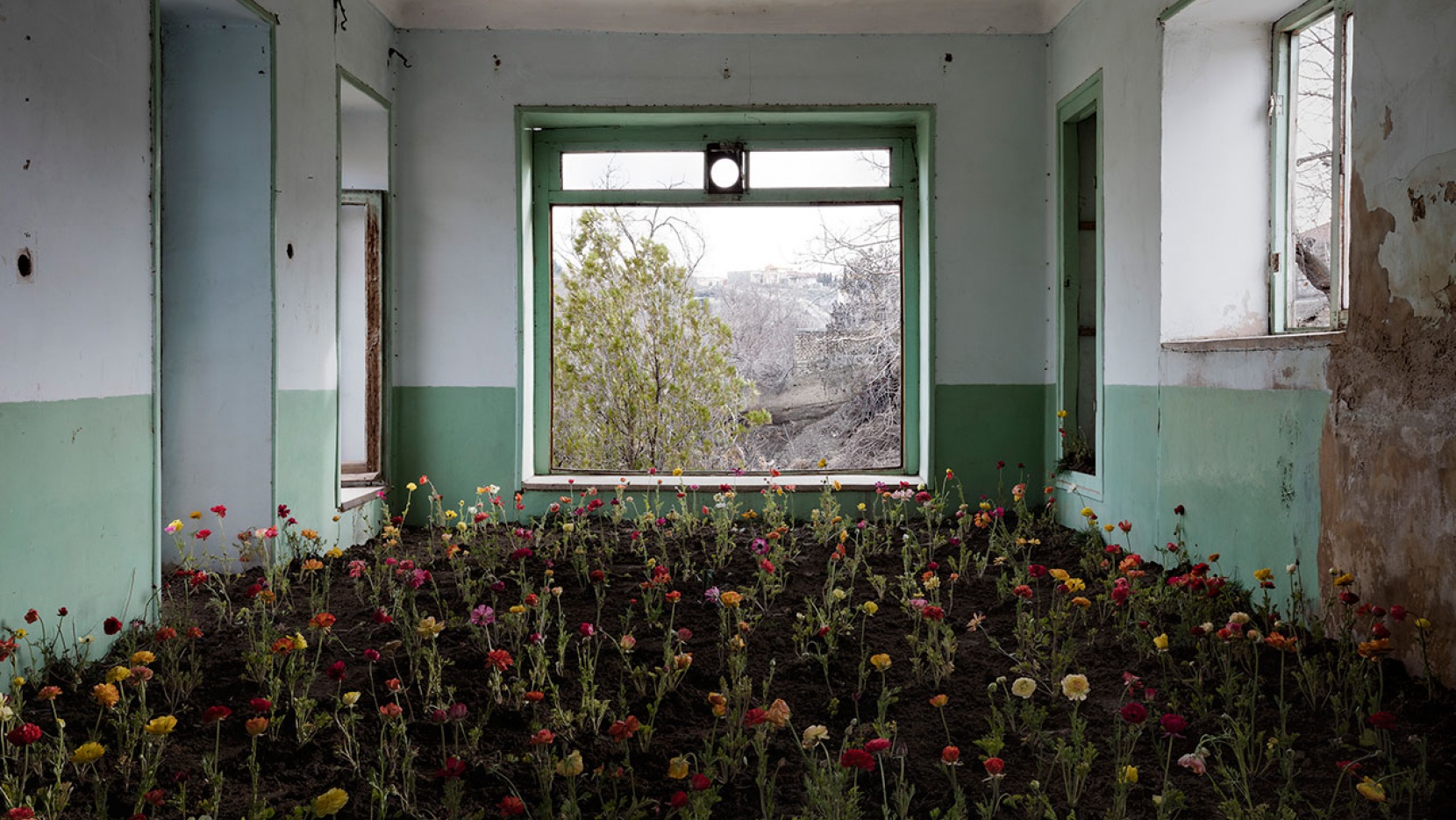 Home: Gohar Dashti's Photographic Elegy on Abandoned Houses | Yatzer