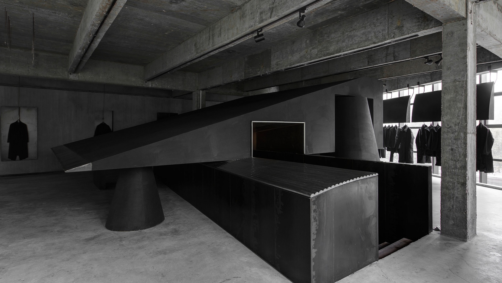 Black Canvas Heike Concept Store By An Interior Design Yatzer